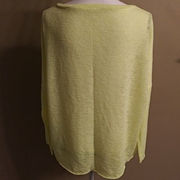 Victoria Secret Vibrant Yellow Top Hi-Lo Sz.  M - Picture 3 of 4